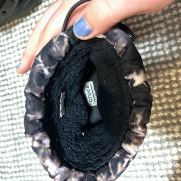 Crocs Classic Lined Neo Puff Boot Size 4 - Picture 6 of 7